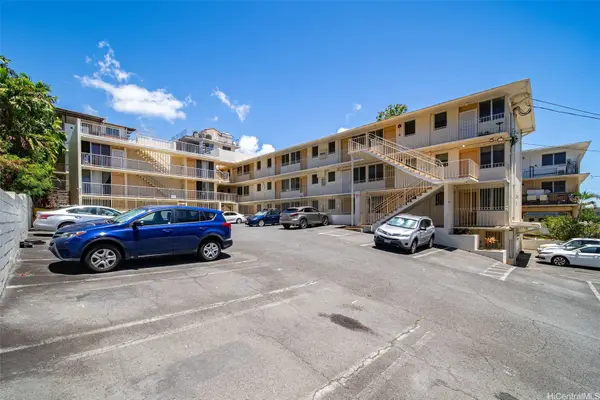 1036 Green Street #105, Honolulu, HI 96822