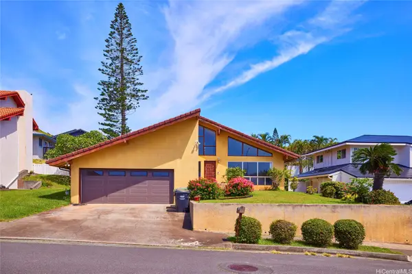 1056 Kalihiwai Place, Honolulu, HI 96825