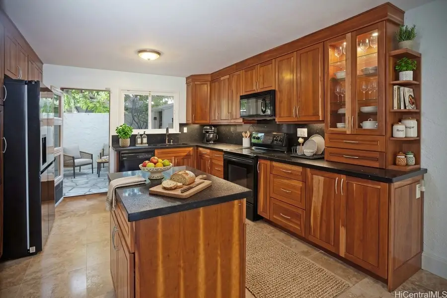 211 Kawaihae Street #D5, Honolulu, HI 96825 - #2
