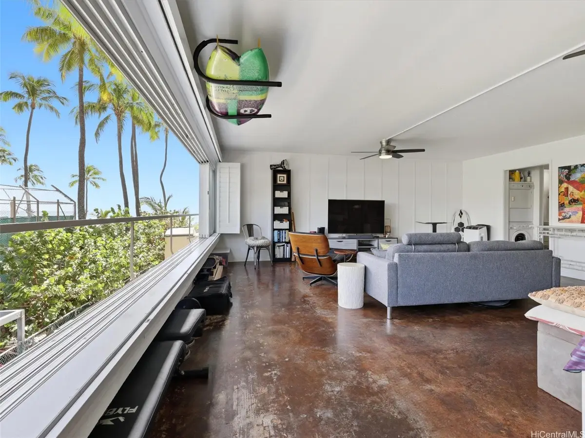 2895 Kalakaua Avenue #207, Honolulu, HI 96815 - #1