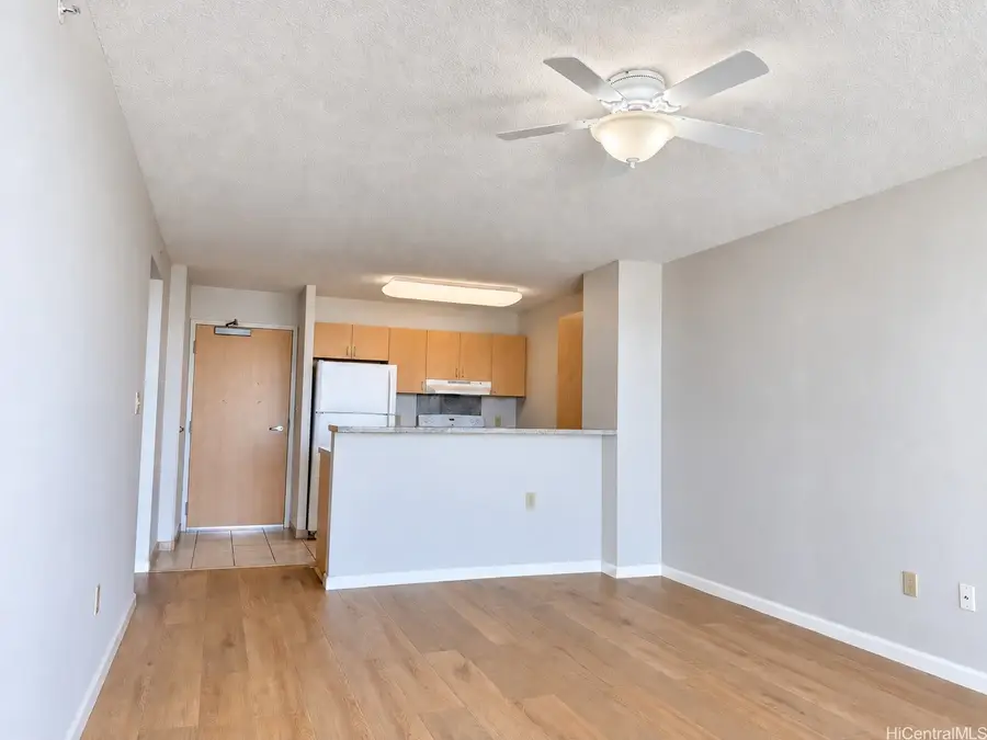 1315 Kalakaua Avenue #1604, Honolulu, HI 96826 - #3