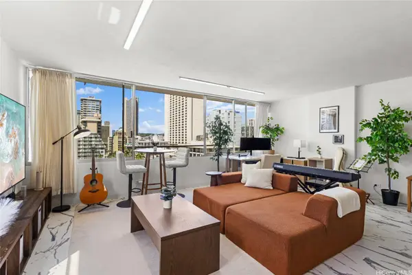 435 Seaside Avenue #1102, Honolulu, HI 96815