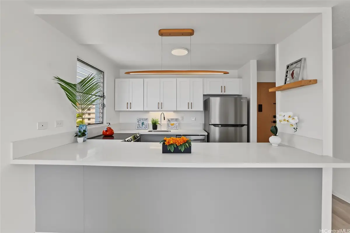 3033 Ala Napuaa Place #302, Honolulu, HI 96818 - #1