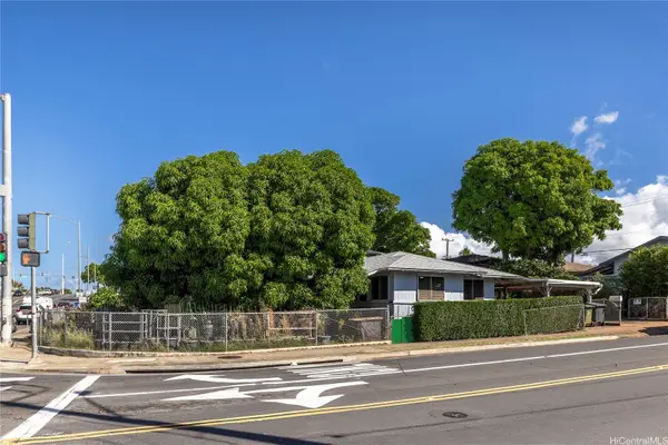 4202 Salt Lake Boulevard, Honolulu, HI 96818