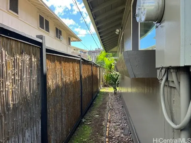 733 University Avenue, Honolulu, HI 96826 - #3