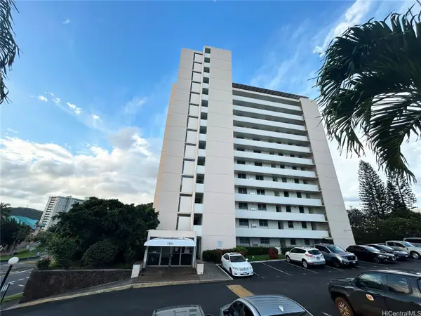 1031 Ala Napunani Street #401, Honolulu, HI 96818