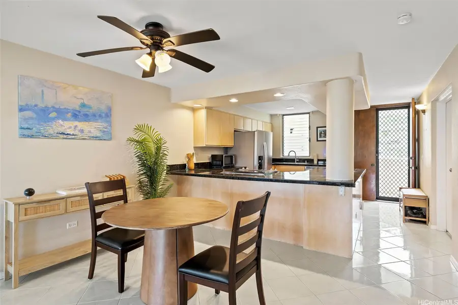 521 Hahaione Street #APT 2/17H, Honolulu, HI 96825 - #2