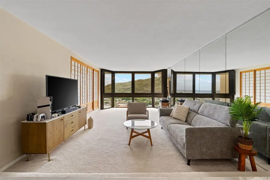 521 Hahaione Street #APT 2/17H, Honolulu, HI 96825 - #3