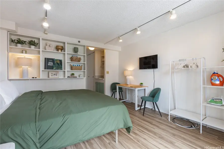 1920 Ala Moana Boulevard #808, Honolulu, HI 96815 - #3