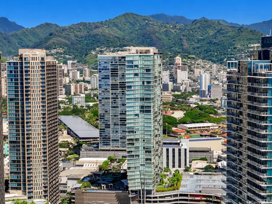 1001 Queen Street #3801, Honolulu, HI 96814 - #3