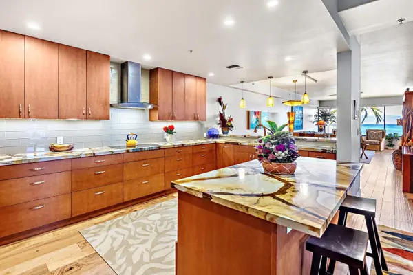 4299 Lower Honoapiilani Rd #324, Lahaina, HI 96761