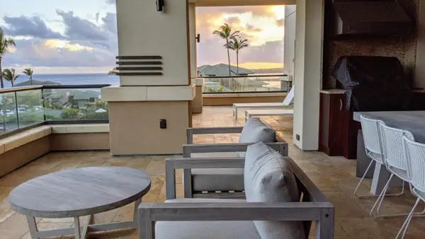 1 Bay Dr #6302, Lahaina, HI 96761