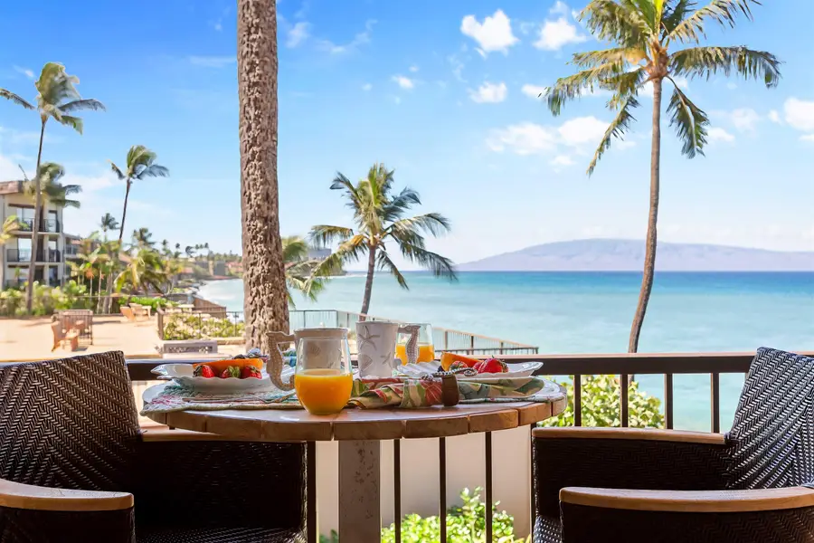 3823 Lower Honoapiilani Rd #208, Lahaina, HI 96761 - #2