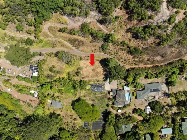 182 River Rd, Wailuku, HI 96793