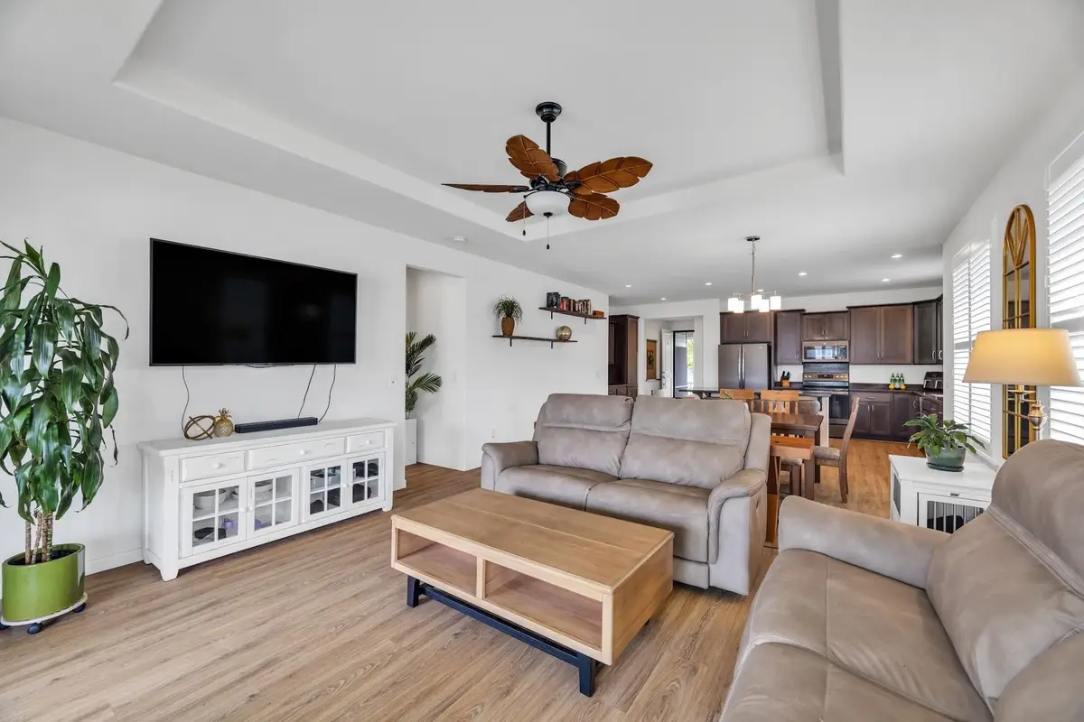 282 Puaehu St, Wailuku, HI 96793 - #1