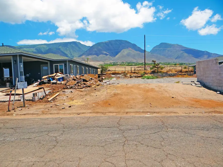 332 Aulike St, Lahaina, HI 96761 - #2