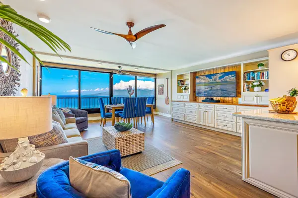 106 Kaanapali Shores Pl #804, Lahaina, HI 96761