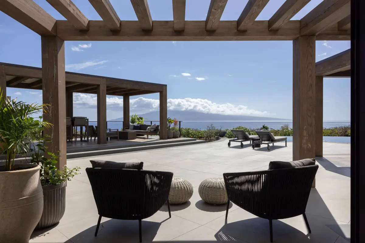 325 Hokiokio Pl, Lahaina, HI 96761 - #1