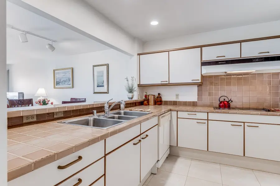 50 Puu Anoano St #903, Lahaina, HI 96761 - #3