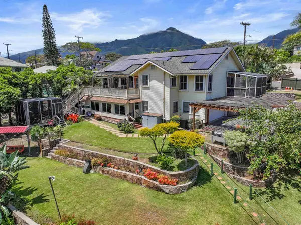 150 Naniloa Dr, Wailuku, HI 5