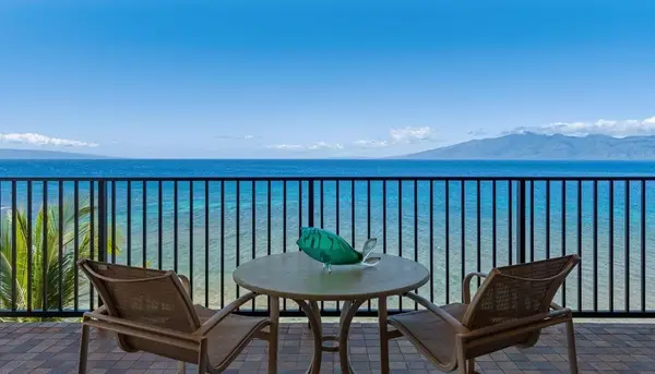 3445 Lower Honoapiilani Rd #701, Lahaina, HI 96761