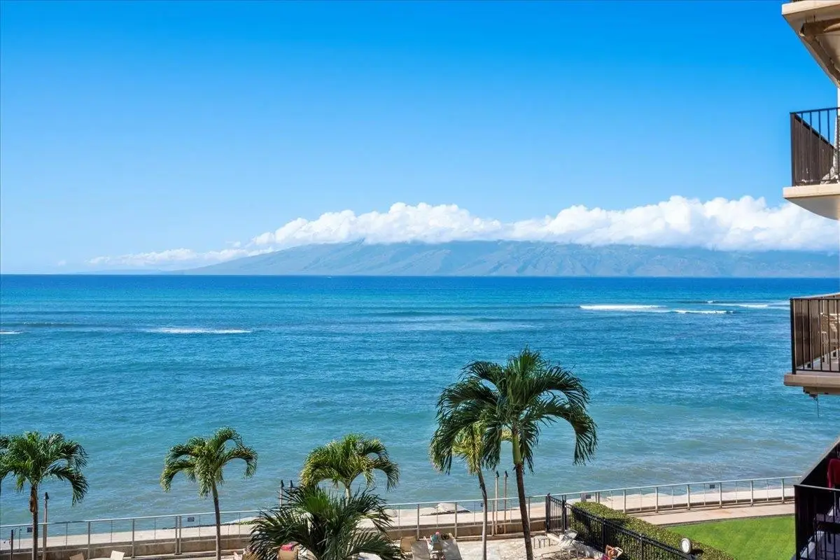 4401 Lower Honoapiilani Rd #B-401, Lahaina, HI 96761 - #1