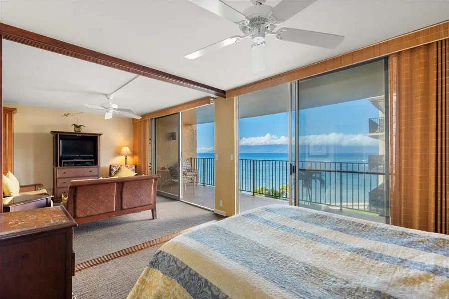 4401 Lower Honoapiilani Rd #B-401, Lahaina, HI 96761 - #3