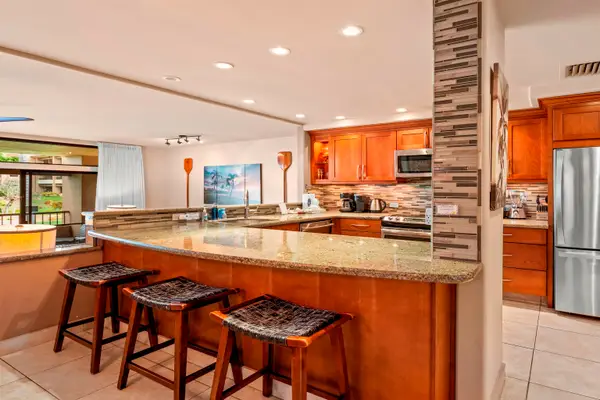 2560 Kekaa Dr #F202, Lahaina, HI 96761