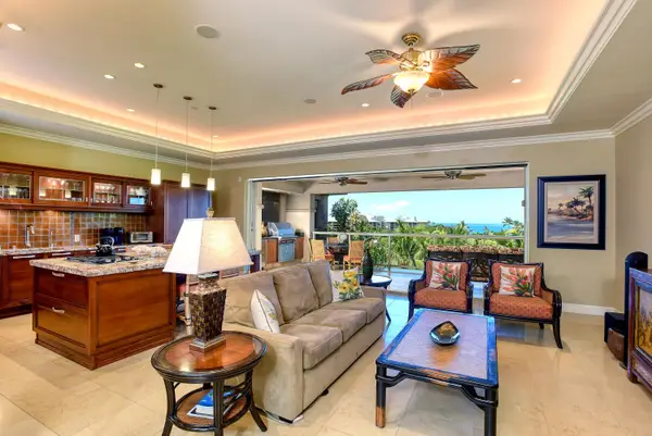 81 Makakehau St #Apt H-2, Kihei, HI 96753