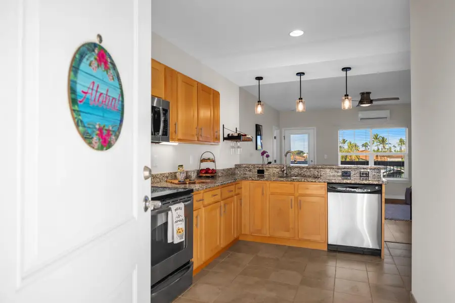 3708 Lower Honoapiilani Rd #E-33, Lahaina, HI 96761 - #2