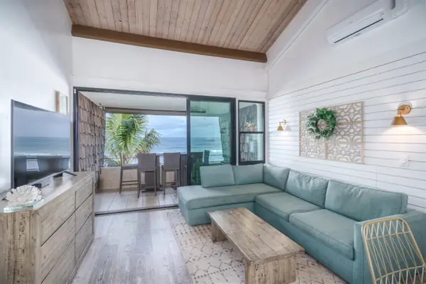 3741 Lower Honoapiilani Rd #303, Lahaina, HI 96761