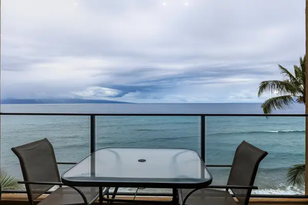 110 Kaanapali Shores Pl #518, Lahaina, HI 96761