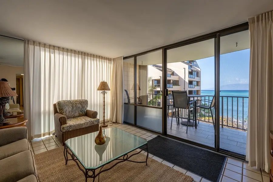 4327 Lower Honoapiilani Rd #601, Lahaina, HI 96761 - #2