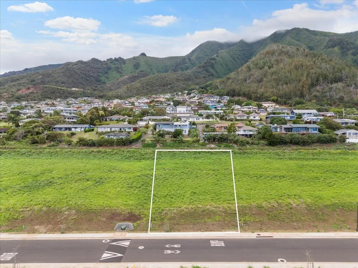 563 Kauna Lipo Dr, Wailuku, HI 96793 - #1
