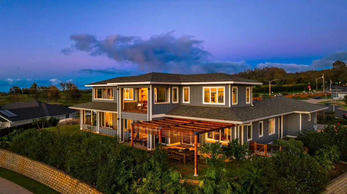 7 Lilinoe Pl, Makawao, HI 96768 - #1