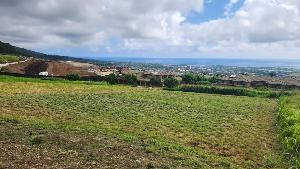614 Kauna Lipo Dr, Wailuku, HI 96793 - #1