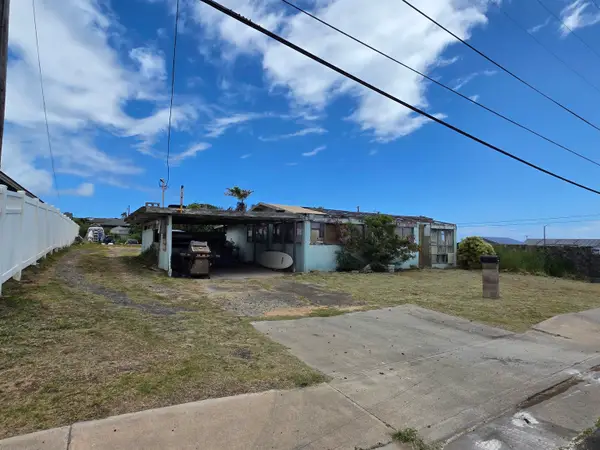 427 Kanaloa Ave, Kahului, HI 96732