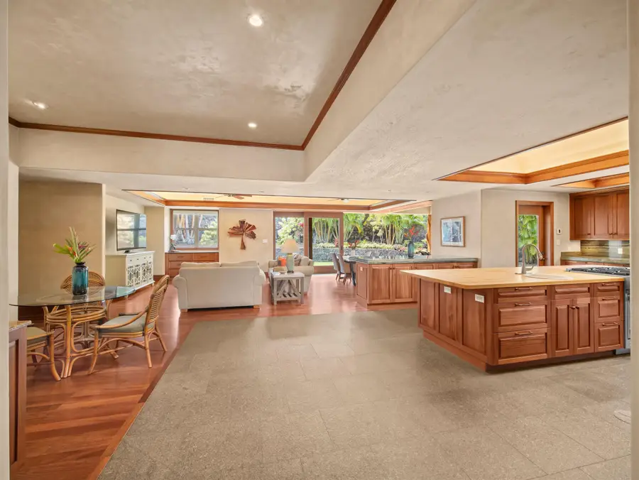 230 E Panana Pl, Kihei, HI 96753 - #2