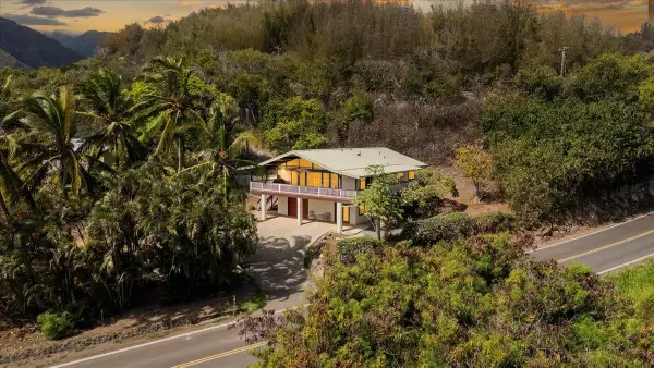 2609 Kahekili Hwy, Wailuku, HI 96793