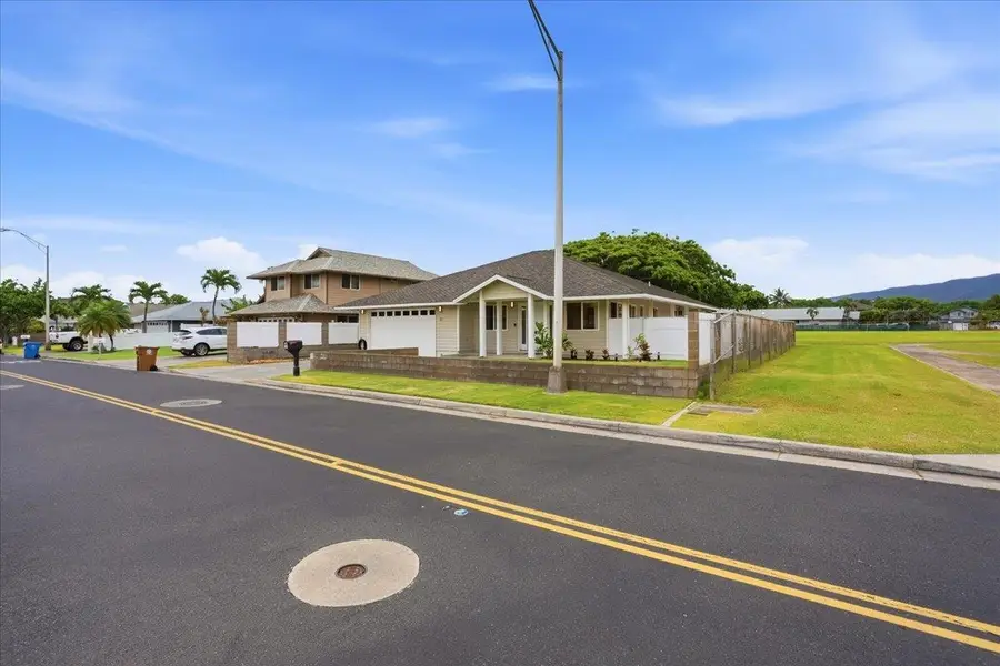 77 Kealohilani St, Kahului, HI 96732 - #2
