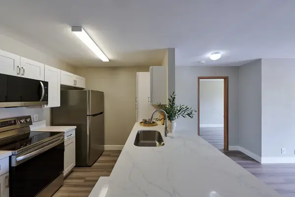 56 Kunihi Ln #323, Kahului, HI 96732