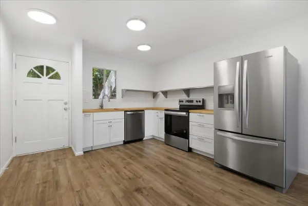 160 Keonekai Rd #27-102, Kihei, HI 96753