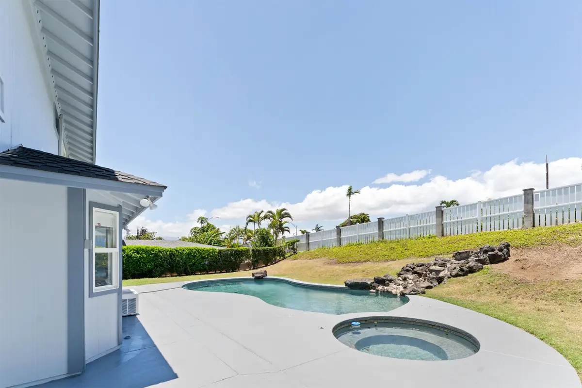 270 Puumakani St, Kahului, HI 96732 - #1