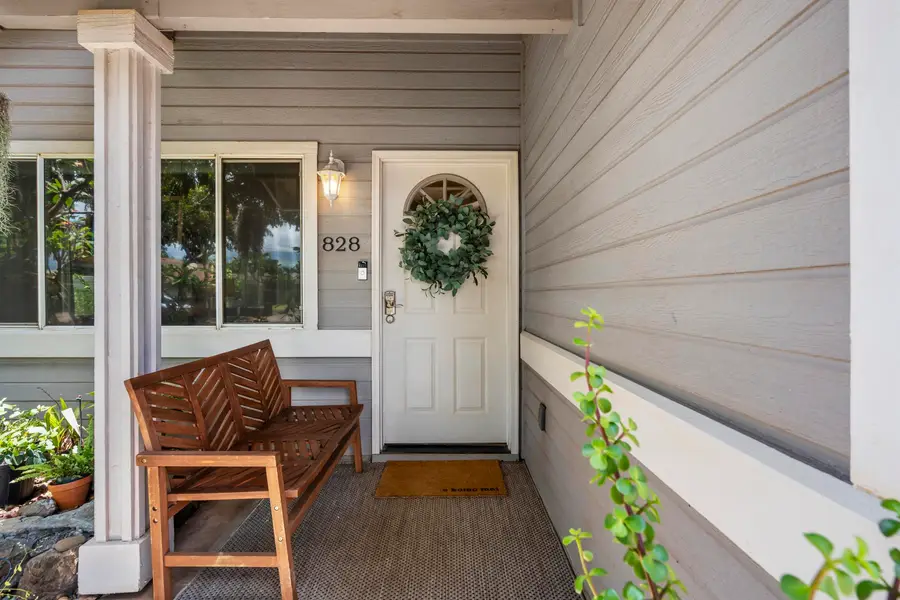 828 Mahealani St, Kihei, HI 96753 - #2