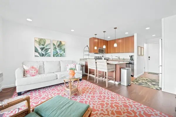 3740 Lower Honoapiilani Rd #F-303, Lahaina, HI 96761
