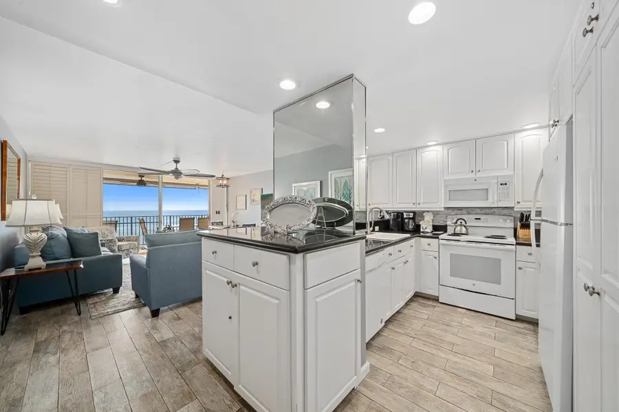 4401 Lower Honoapiilani Rd #A502, Lahaina, HI 96761 - #3