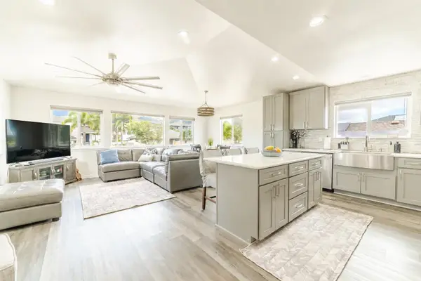 119 Kaikai St, Wailuku, HI 96793