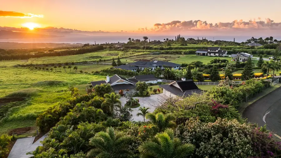 2350 Baldwin Ave #B, Makawao, HI 96768 - #2