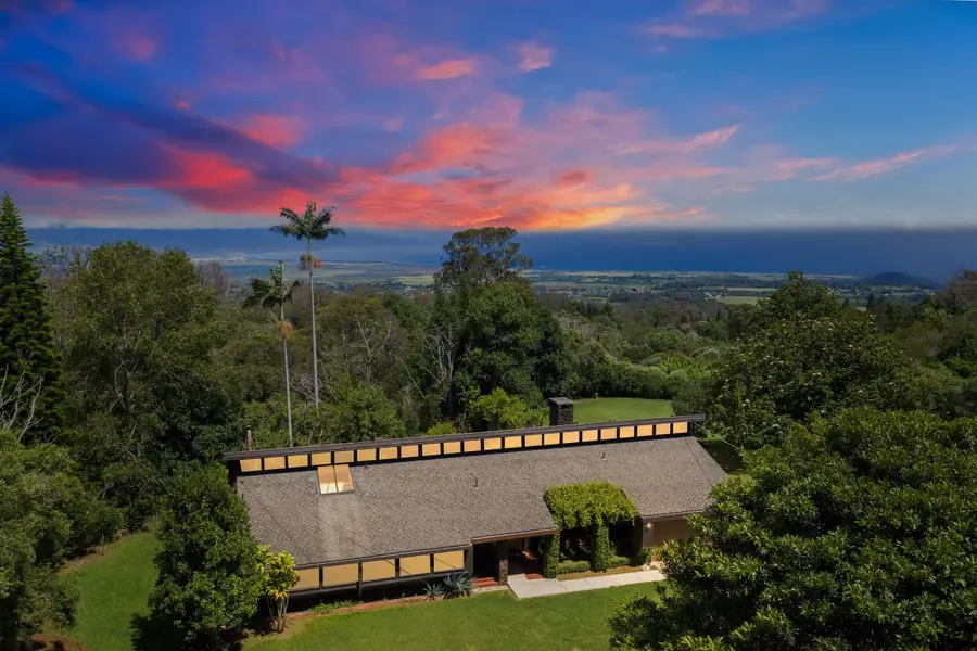 1740 Piiholo Rd, Makawao, HI 96768 - #2
