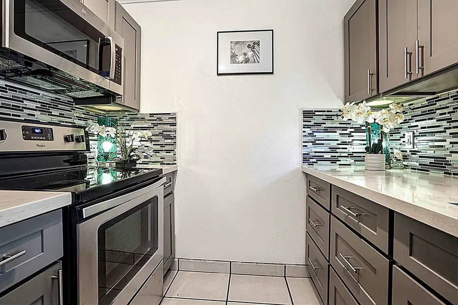 160 Keonekai Rd #1-103, Kihei, HI 96753 - #3